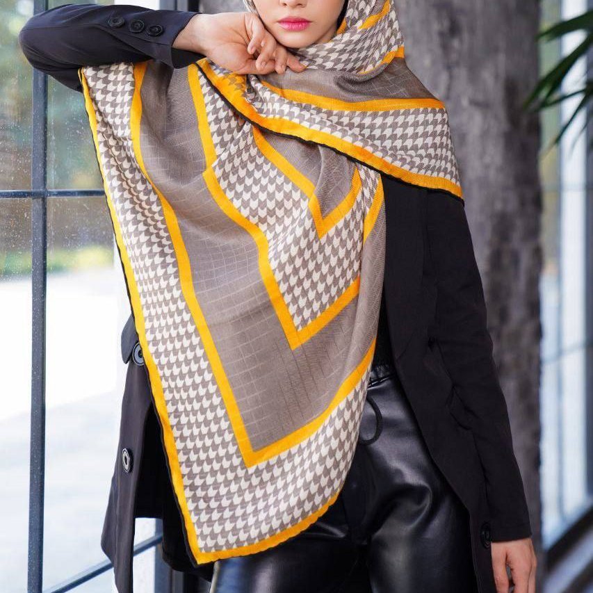 روسری زنانه