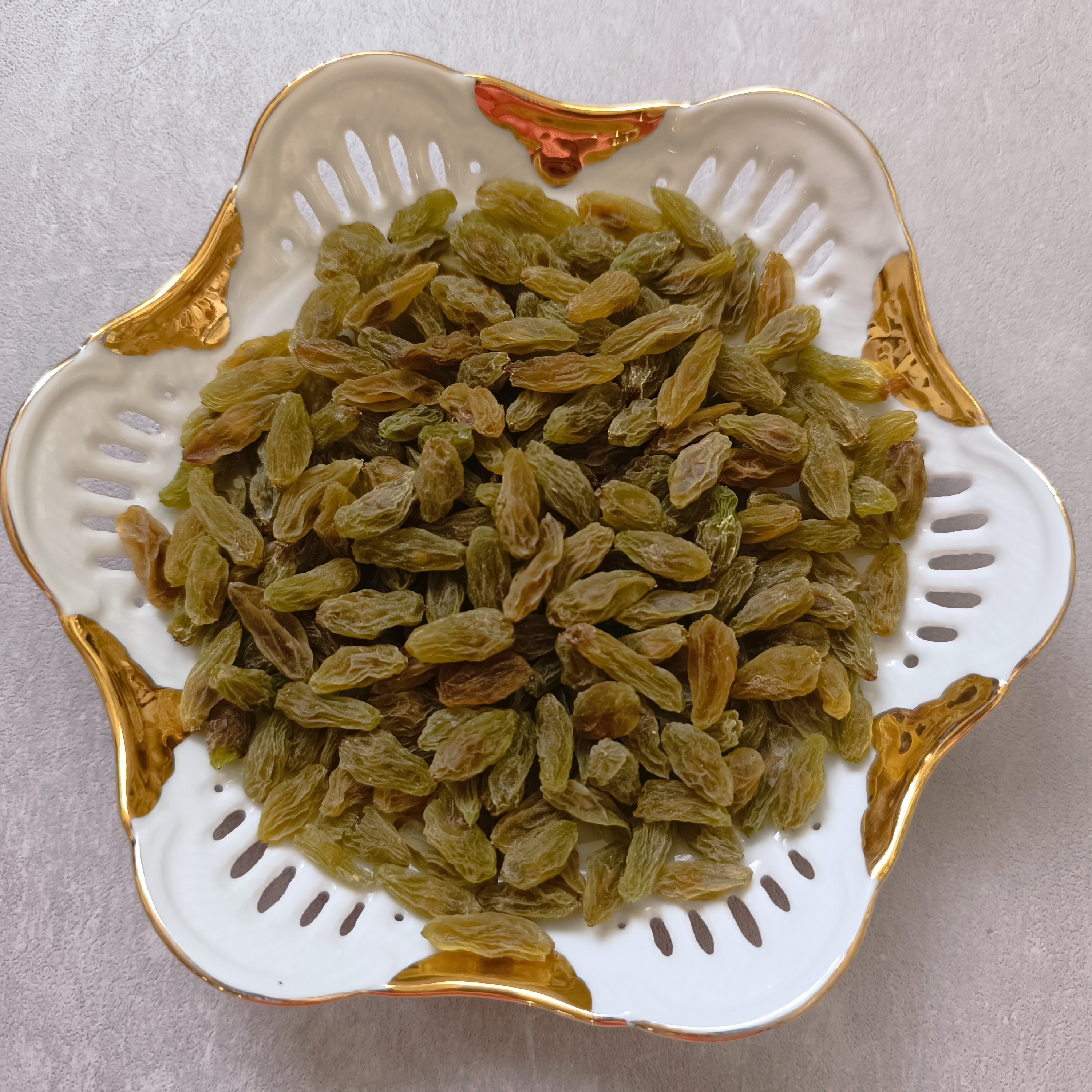 کشمش سبز کاشمر بسته یک کیلویی
