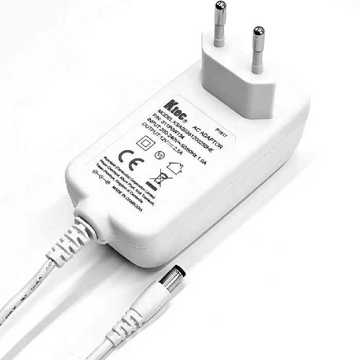 آداپتور دیواری 12 ولت 2.5 آمپر Ktec با سیم 1.5 متری 12V 2.5A
