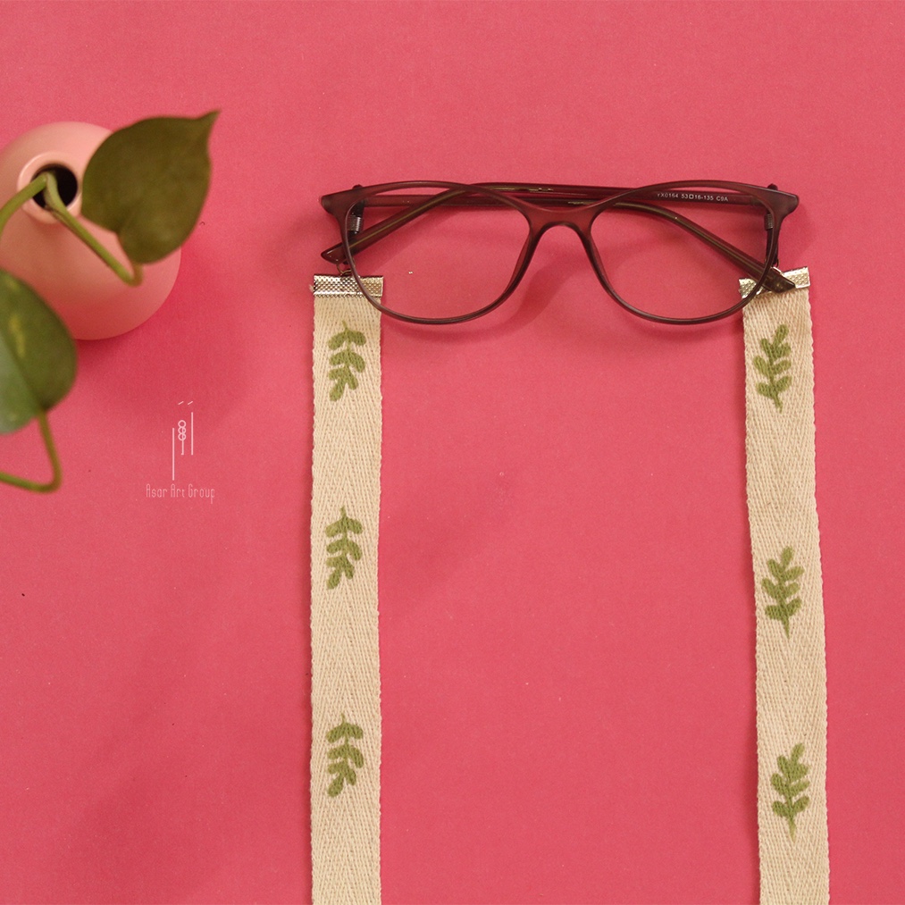 بند عینک پارچه ای طرح برگ
