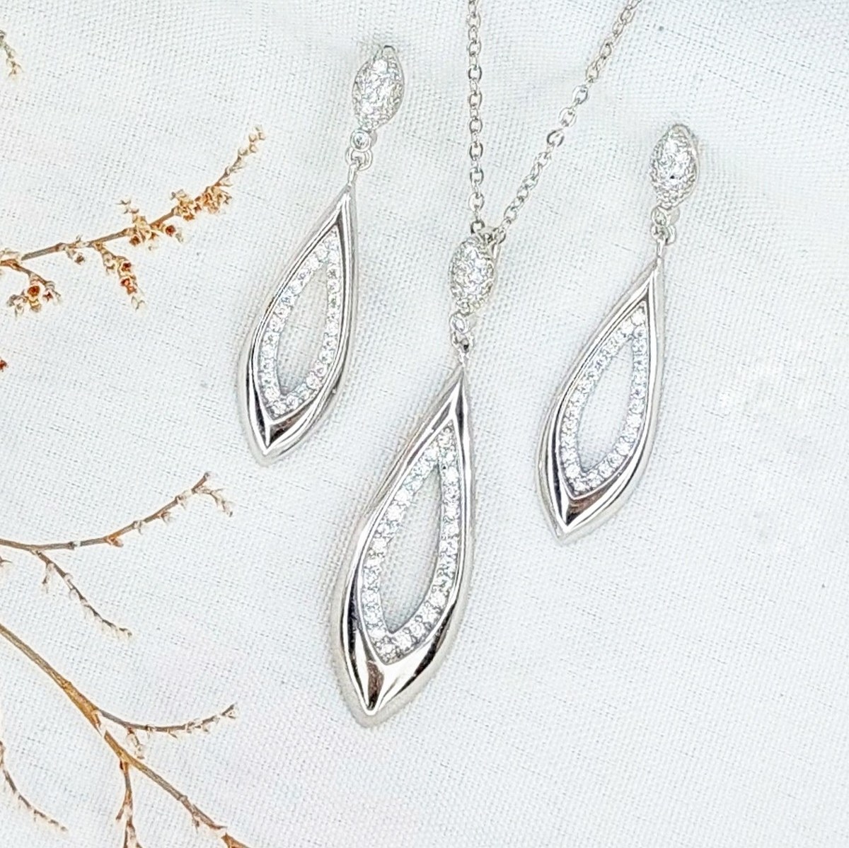 نیمست نقره با نگین اتمی کد 11934