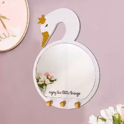 آینه دکوراتیو طرح قو مدل MKids57