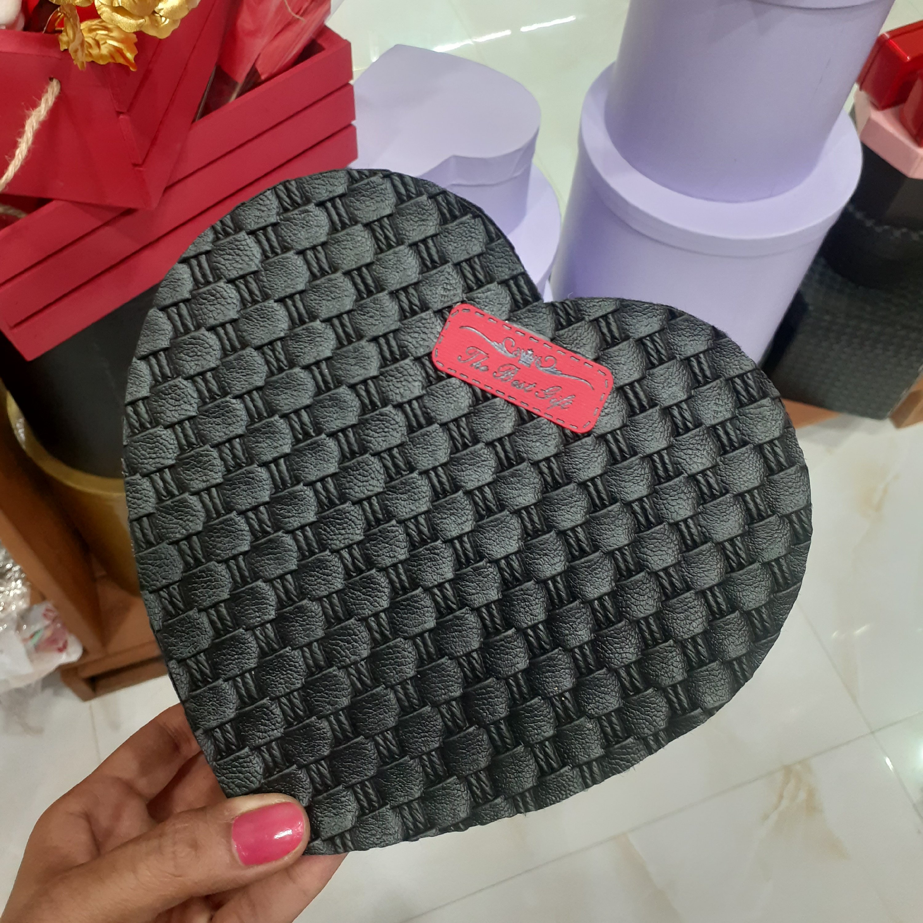 جعبه چرمی قلب مشکی