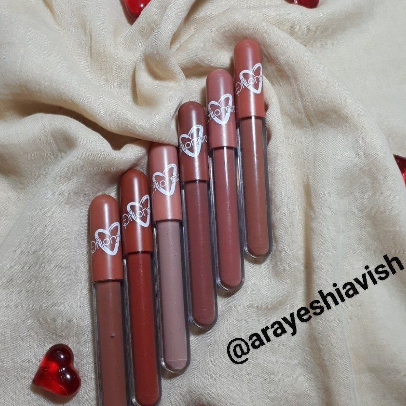 رژلب مایع