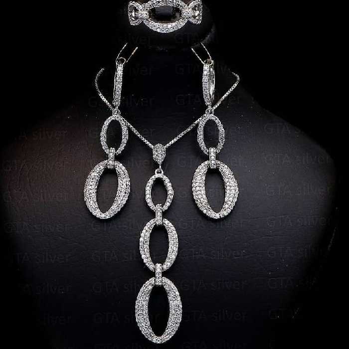 نیم ست میکرو همراه بادستبند نقره925 طرح جواهر ابکاری طلا