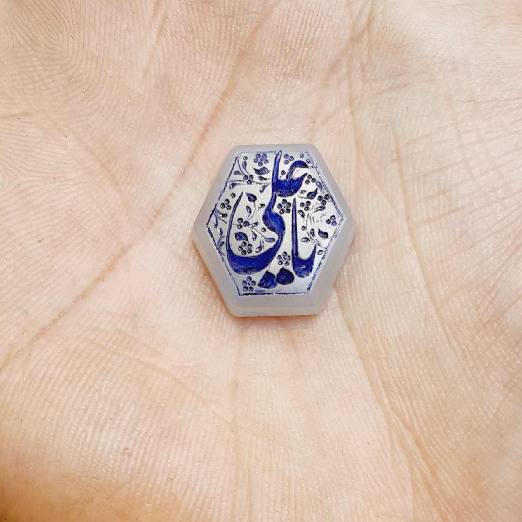 عقیق خطی شش ضلعی 