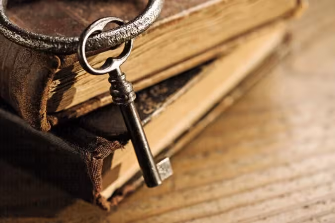 خرید و دانلود عکس Collection of images of old books کد 13199 | پیک فاکس | Pic Fox