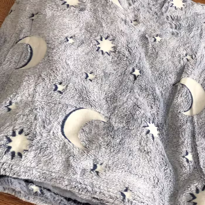 پتو مدل شبنما طرح ماه و ستاره دو نفره سایز 240x220 سانتی متر