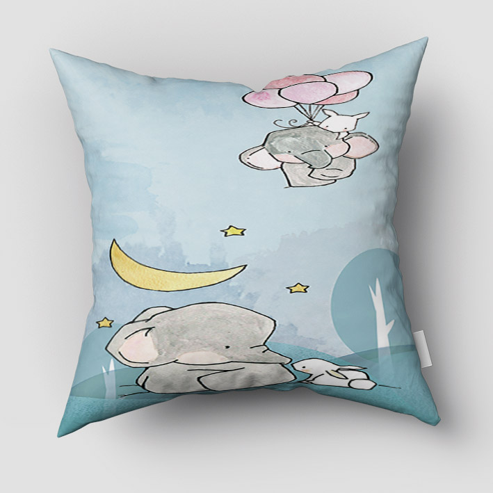 کوسن چاپی طرح فانتزی فیل طوسی با ماه و ستاره pk-2002a