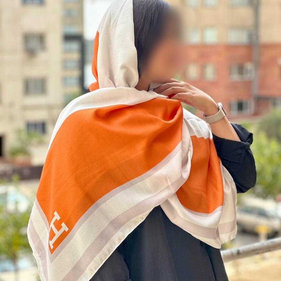 شال کرم نارنجی جنس پاییزه کجراه کیفیت عالی قیمت مناسب با ارسال رایگان r40