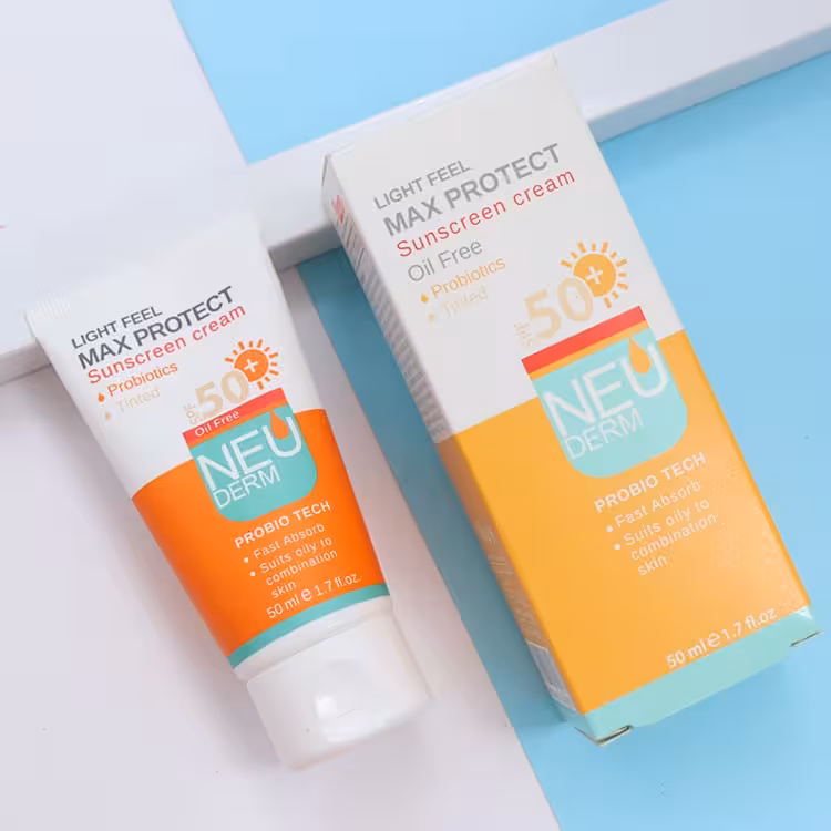 کرم ضدآفتاب رنگی فاقد چربی نئودرم MAX PROTECT SPF50 کد 90946