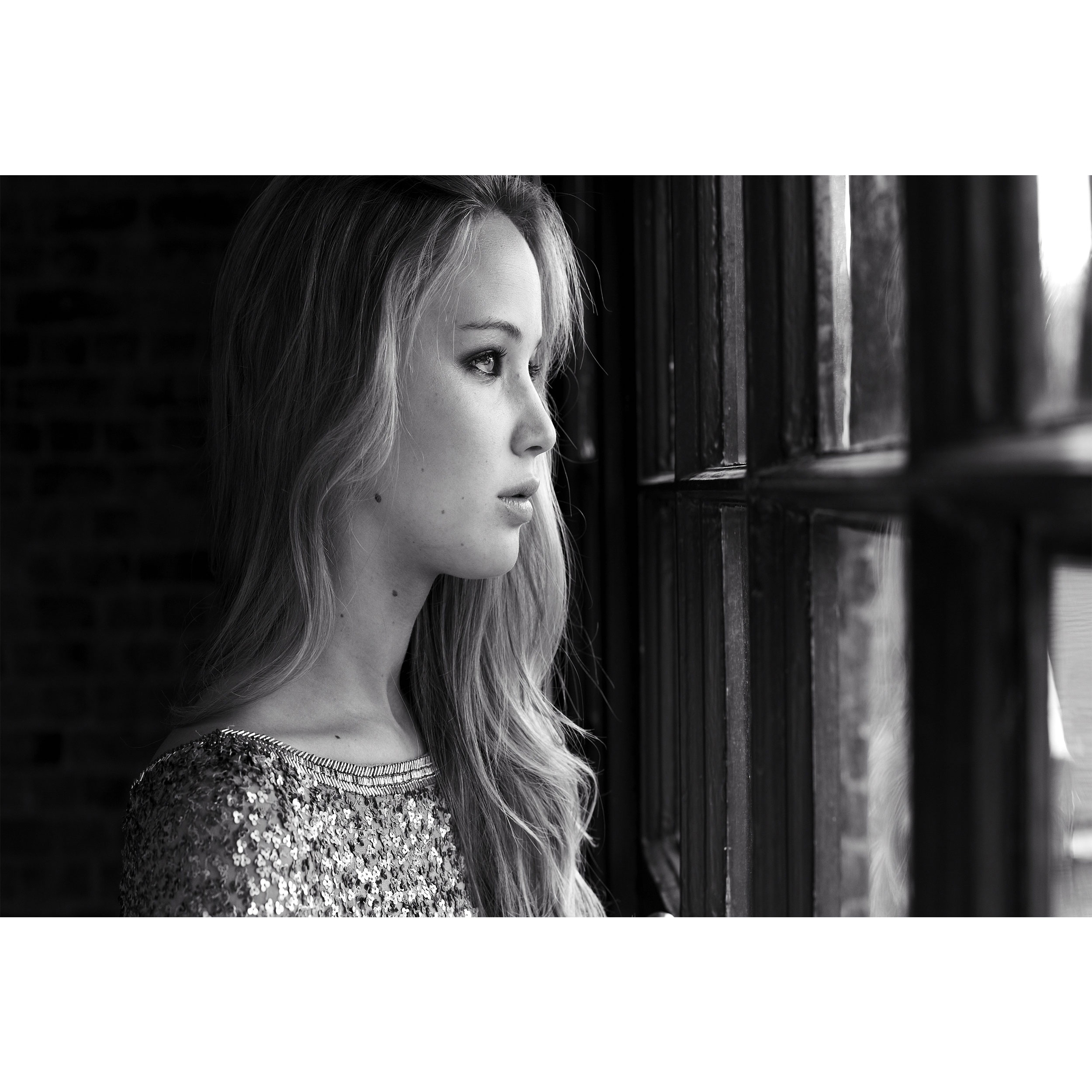 تابلو شاسی مدل بازیگر جنیفر لارنس T6469