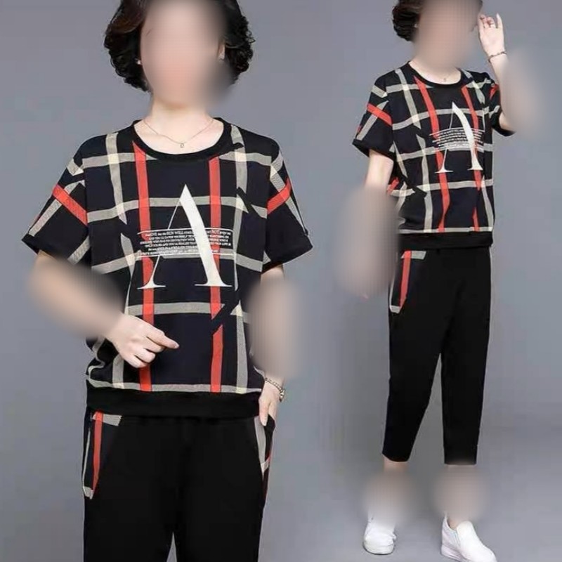 لباس راحتی زنانه ست دو تکه کراپ تیشرت و شلوار وارداتی سایز 38-40-42