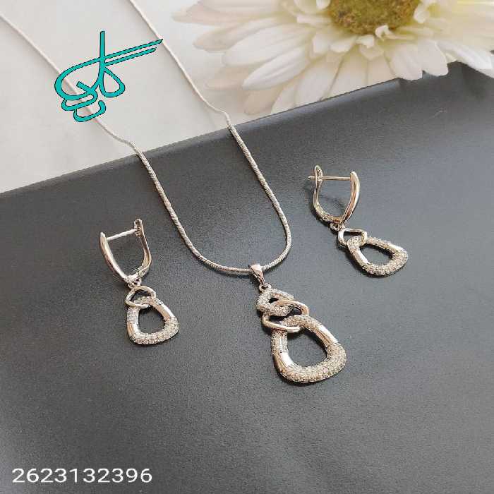 خرید نیمست زنانه ژوپینگ زنجیری شیک نقره ای نگین دار رنگ ثابت آبکاری شده ضد حساسیت و کیفیت عالی همراه با زنجیر کد 1715485 - ردگل