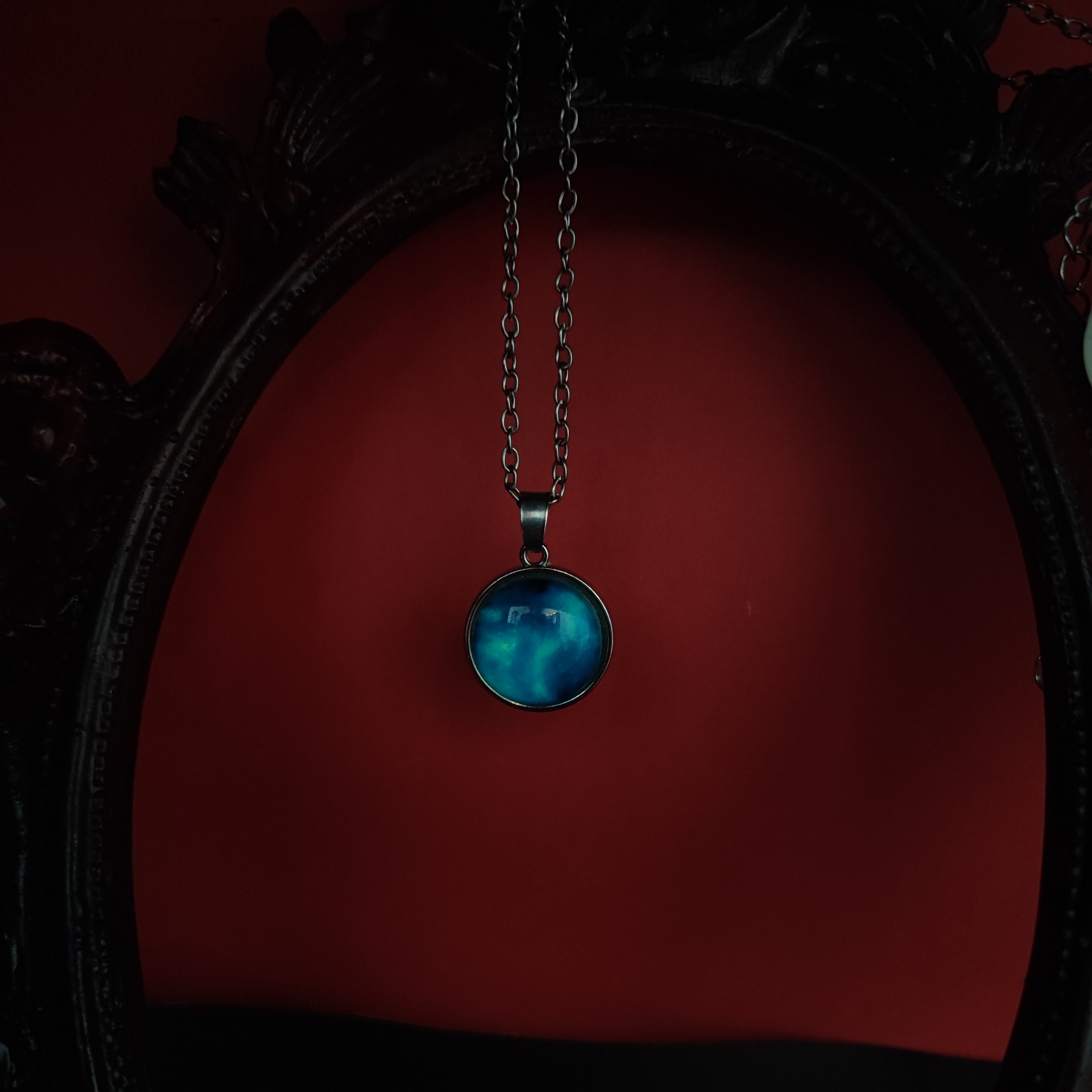 گردنبند کهکشانی شب تاب  جادویی و مینیمال 