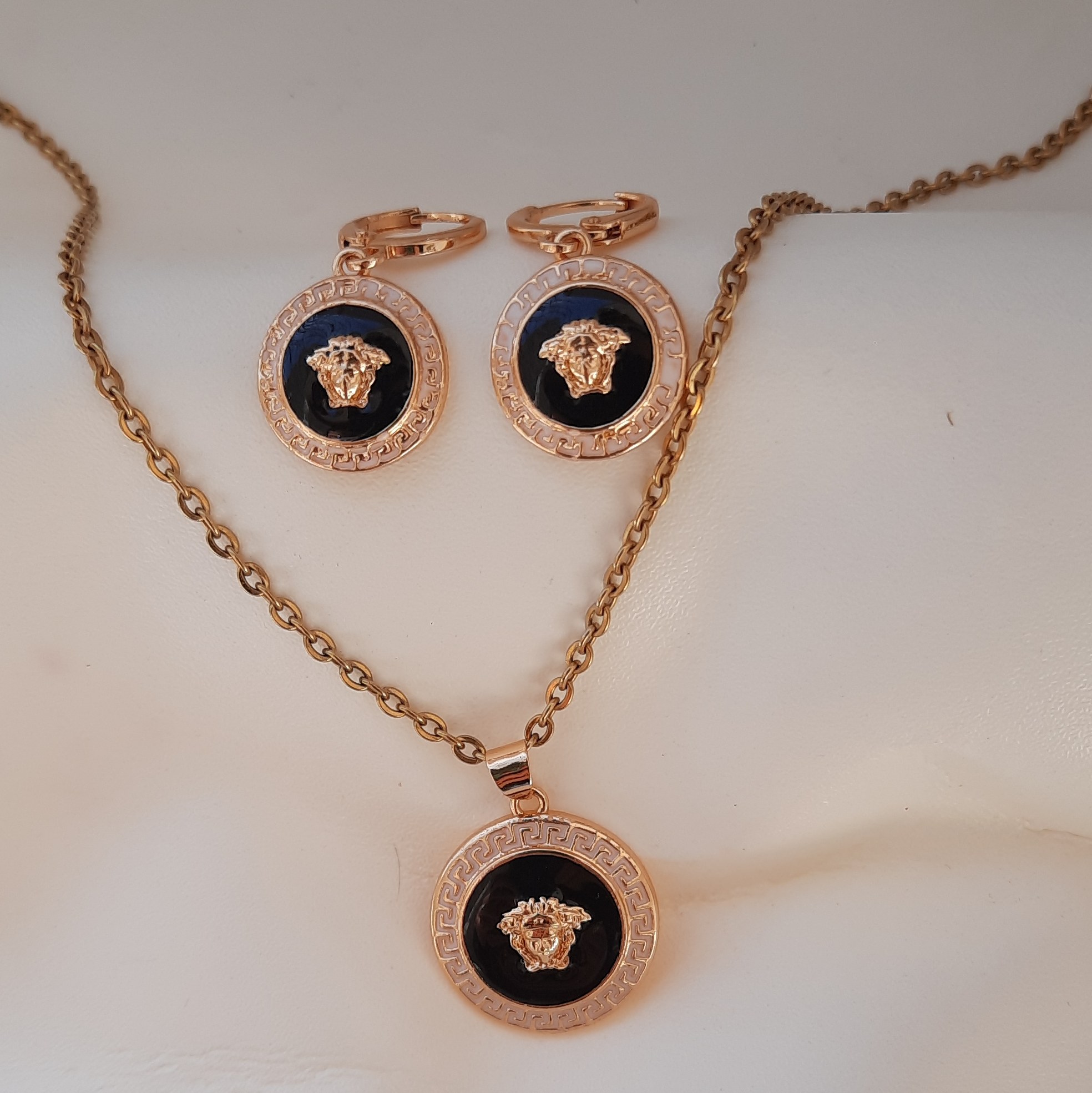 نیمست ورساچه