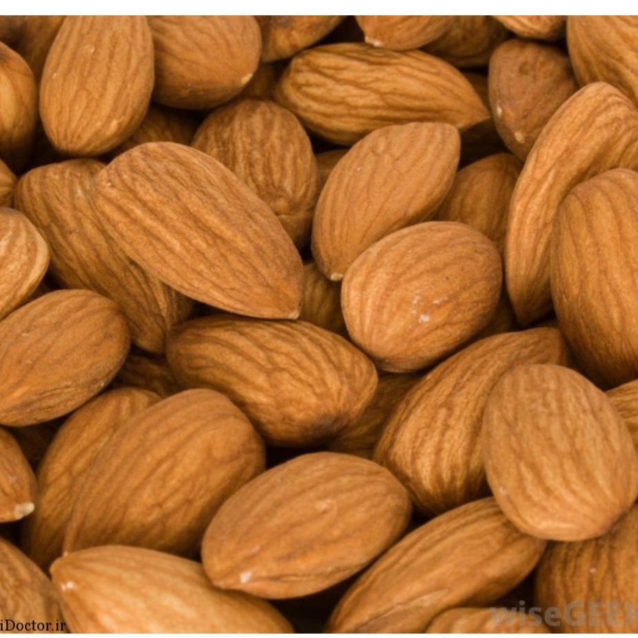 بادام درختی در بسته های 100 گرمی