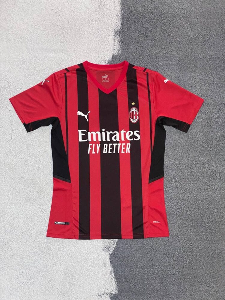 کیت اول پلیری میلان 2022