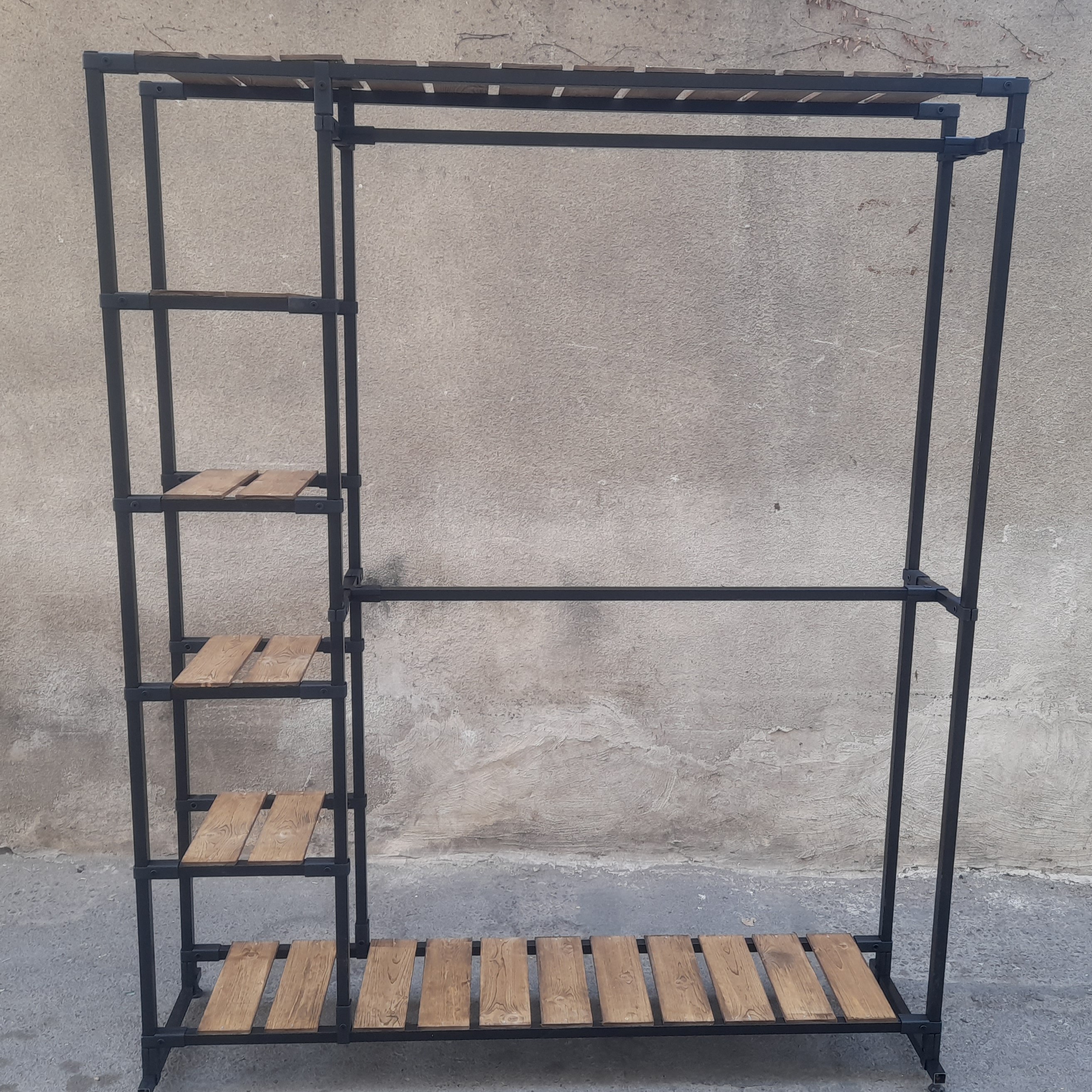 تولیدوپخش رگال خانگی مزون فروشگاه وسالنی رگال کیف وکفش ودکورویترین..زیرقیمت بازار