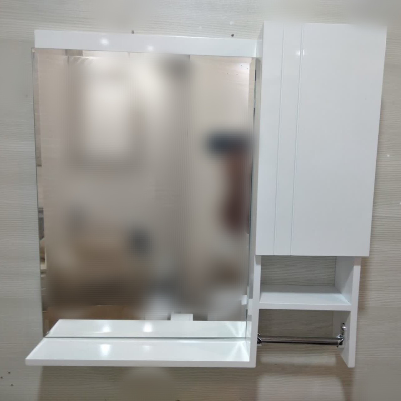 آیینه باکس 60 در 60 طرح درب دو خط عمودی( ارسال با تیپاکس و پس کرایه)