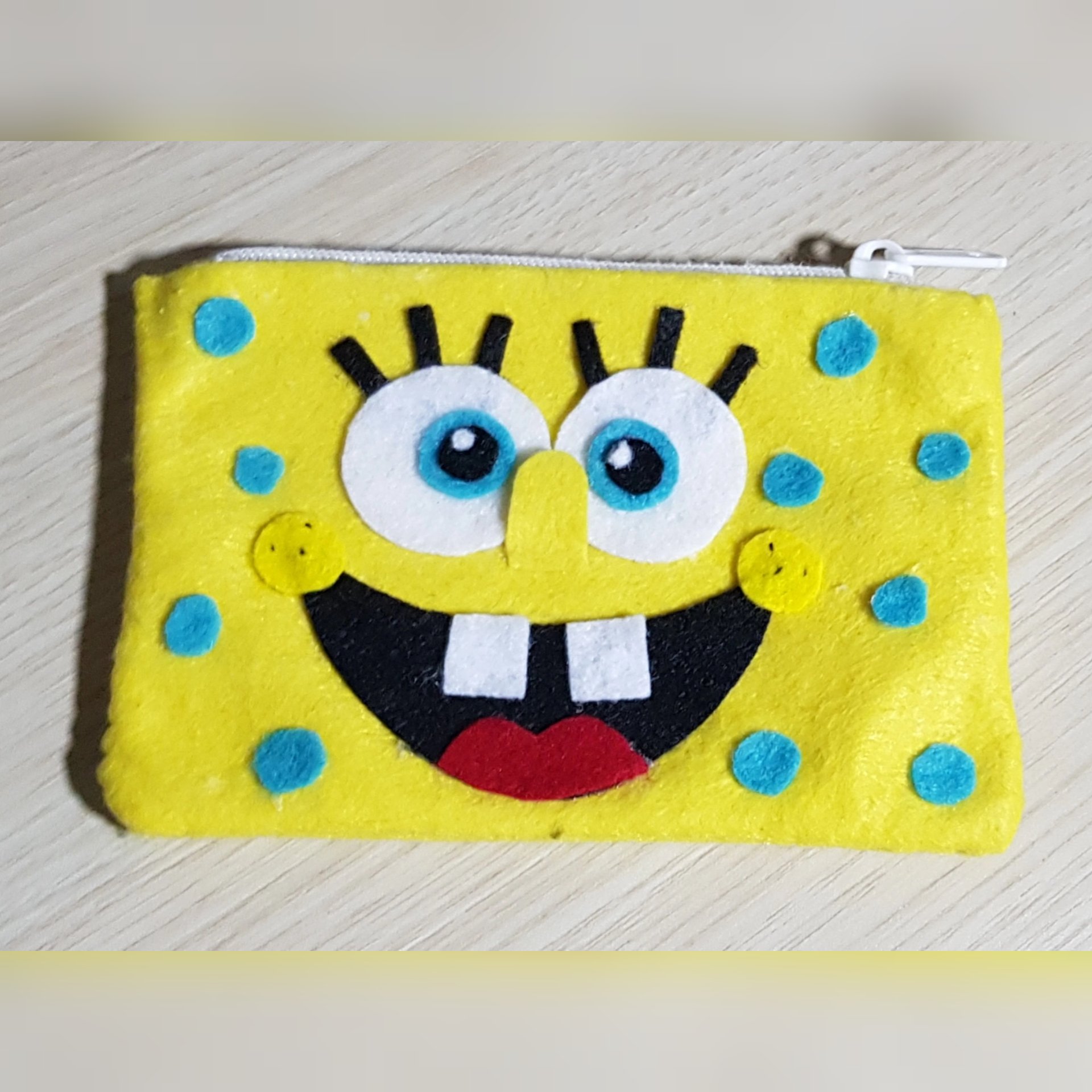 جای مداد ، مداد رنگی و ماژیک نمدی  زیپ دار طرح باب اسفنجی