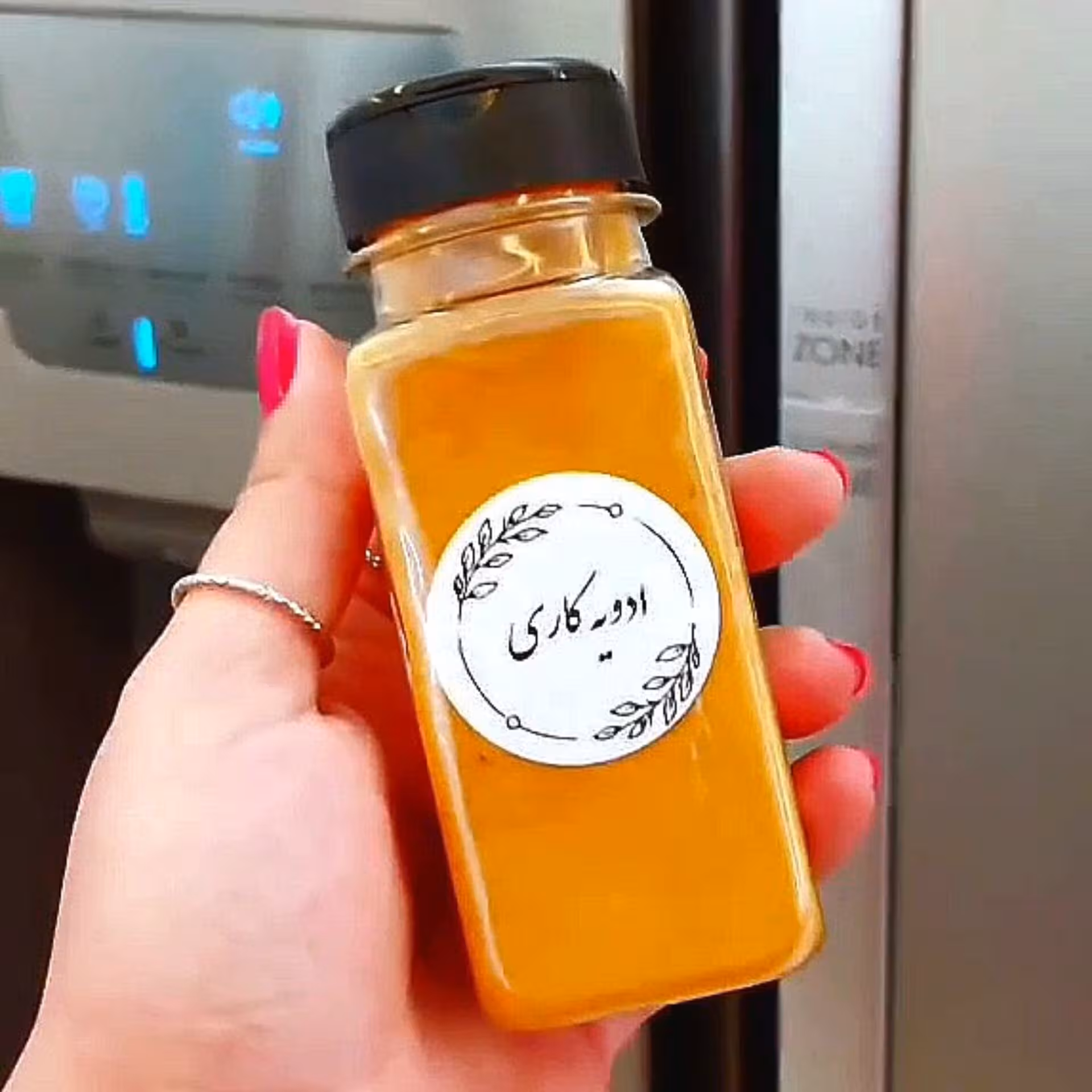 قوطی نمکپاشی ادویه (درب پیچی سه حالته)(حجم 100 گرمی) و برچسب انتخابی ضد آب هدیه
