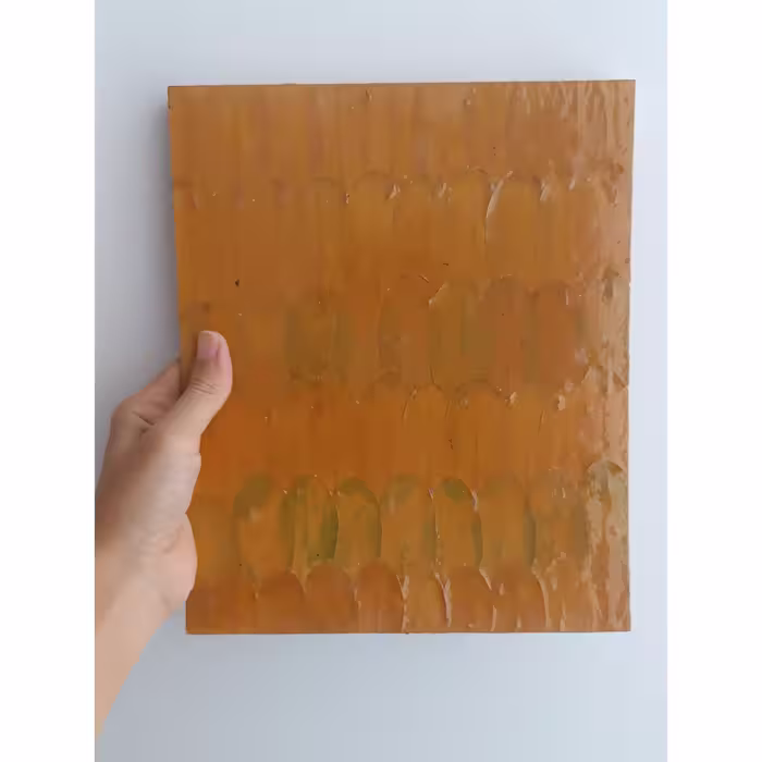 دیوارکوب چوبی دستساز، رنگ روغن با لایه محافظ اپوکسی
