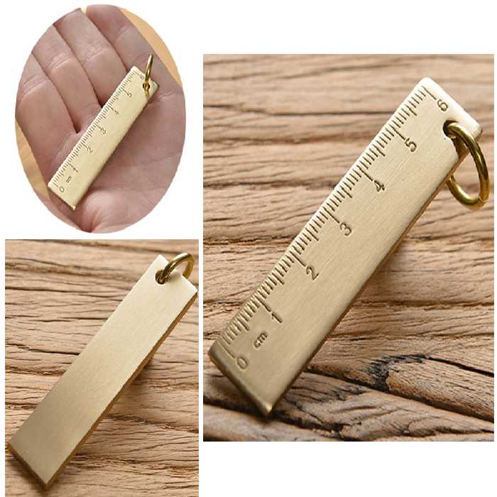 خط کش کوچک 6 سانتی متری دانشجویی دارای حلقه آویز 6cm small copper ruler 3mm thickened brass