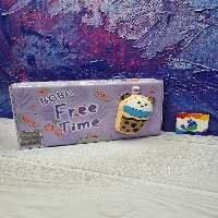 جامدادی کتابی مگنتی اسکوییشی برجسته تراش دار سایز کوچک طرح ماگ یاسی