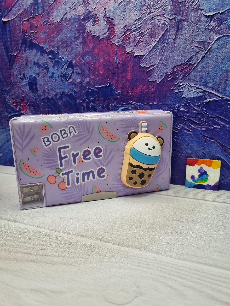 جامدادی کتابی مگنتی اسکوییشی برجسته تراش دار سایز کوچک طرح ماگ یاسی