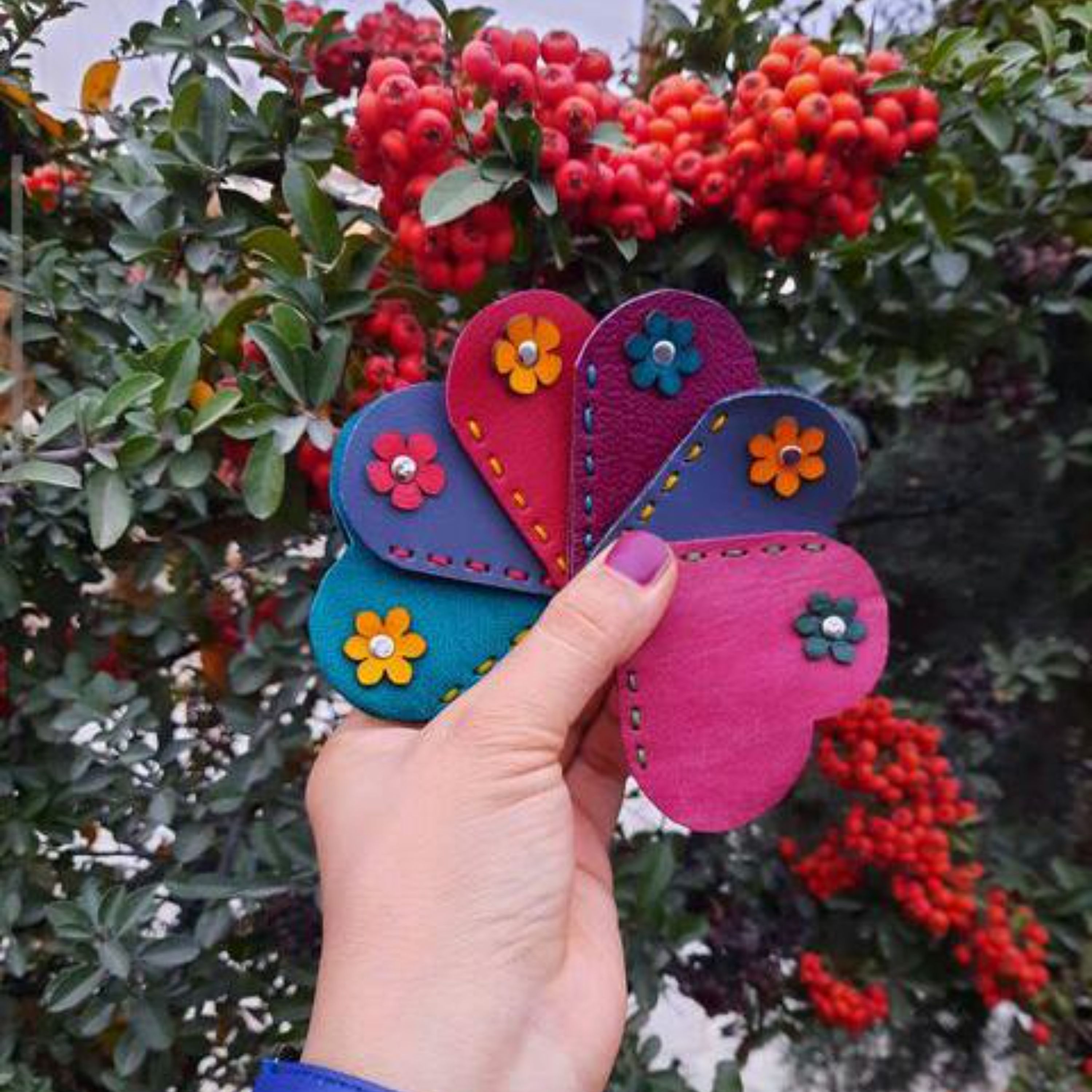 نشانگر کتاب چرمی