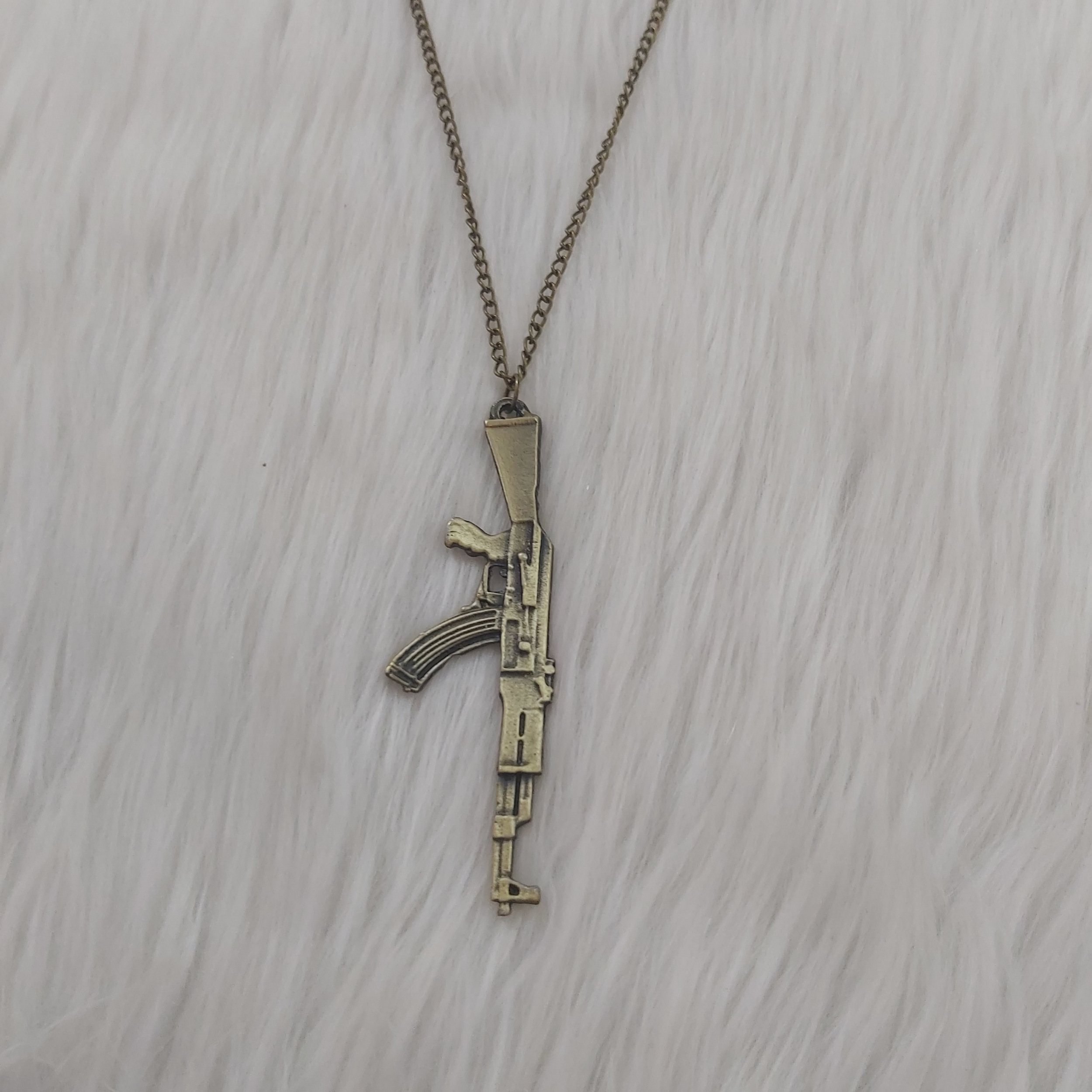 گردنبند مدل زنجیری طرح کلاشینکف کد gu112