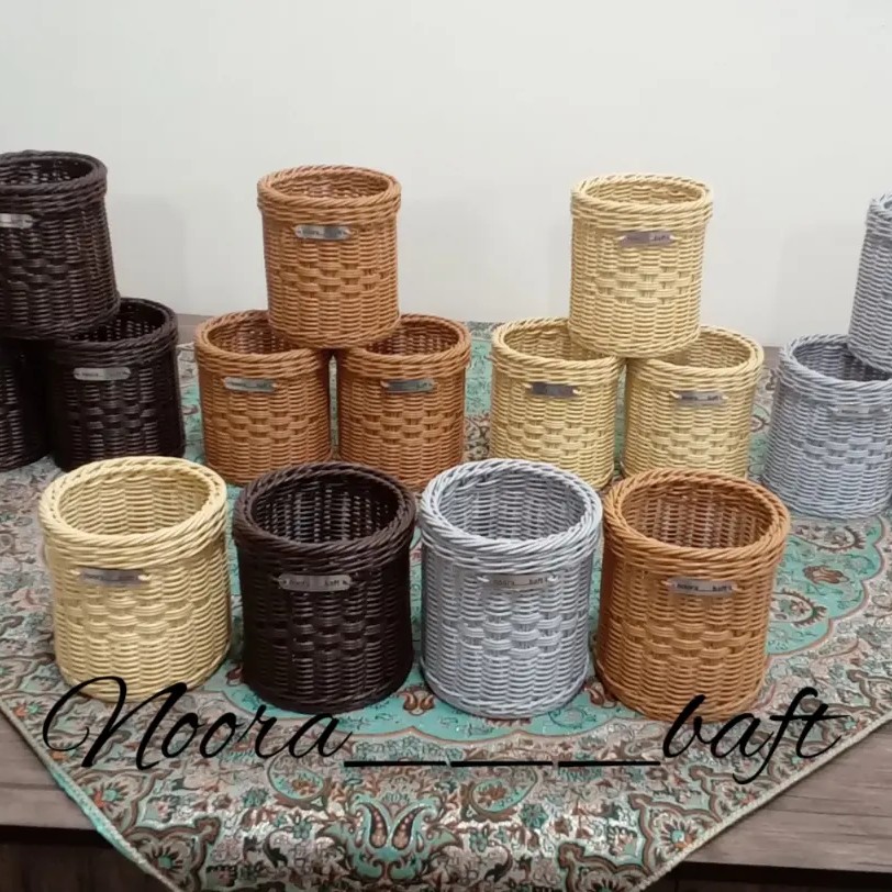 سبد نظم دهنده استوانه سایز متوسط، در رنگ بندی مختلف ، مناسب جهت آشپزخانه و میز آرایش