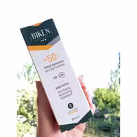کرم ضد آفتاب رنگی پوست چرب بیکن SPF50 شماره 1
