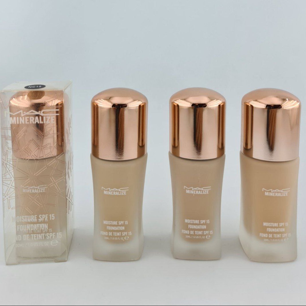 کرم پودر درب طلایی مک سری مینرالیز
Mac mineralize foundation
