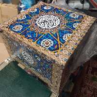 جعبه قرآن (خالی) مخصوص قرآن جزوه ای 30پاره درب دار از جنس چوب 