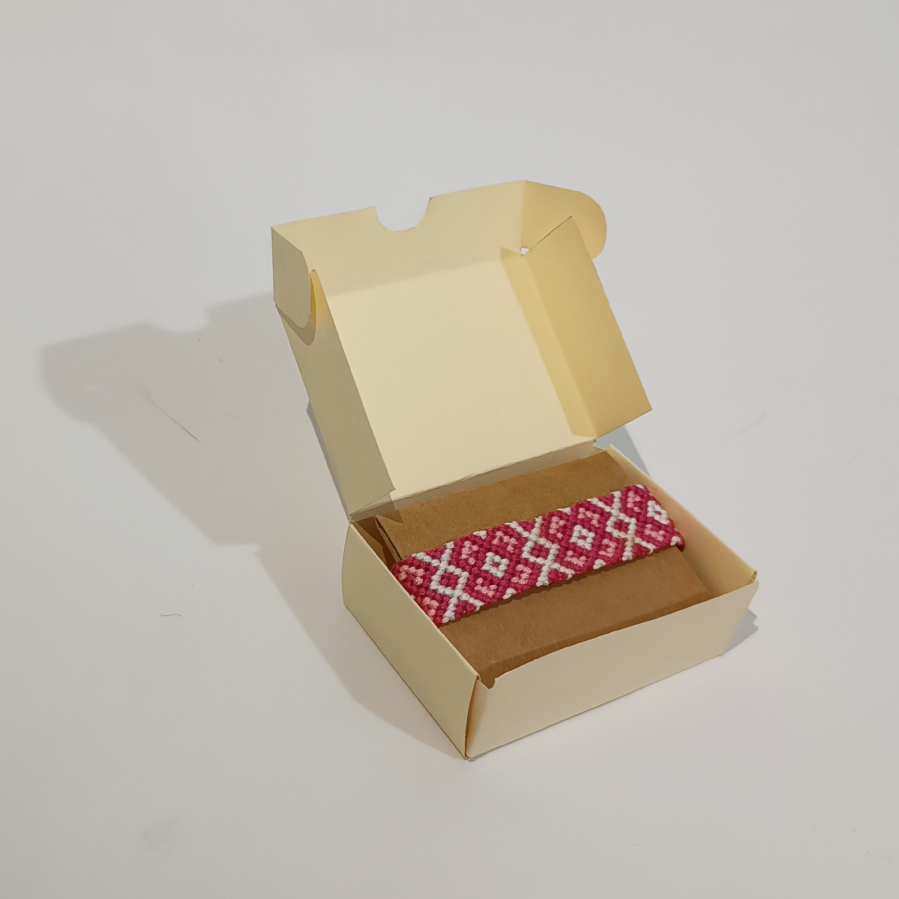 دستبند دوستی طرح8