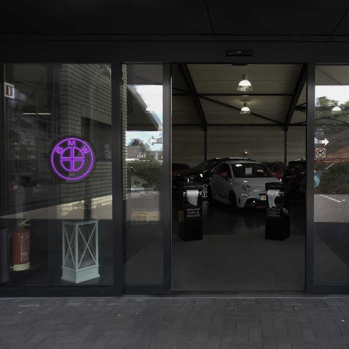 چراغ دیواری نئون دیزاین طرح Bmw-BL_PR 