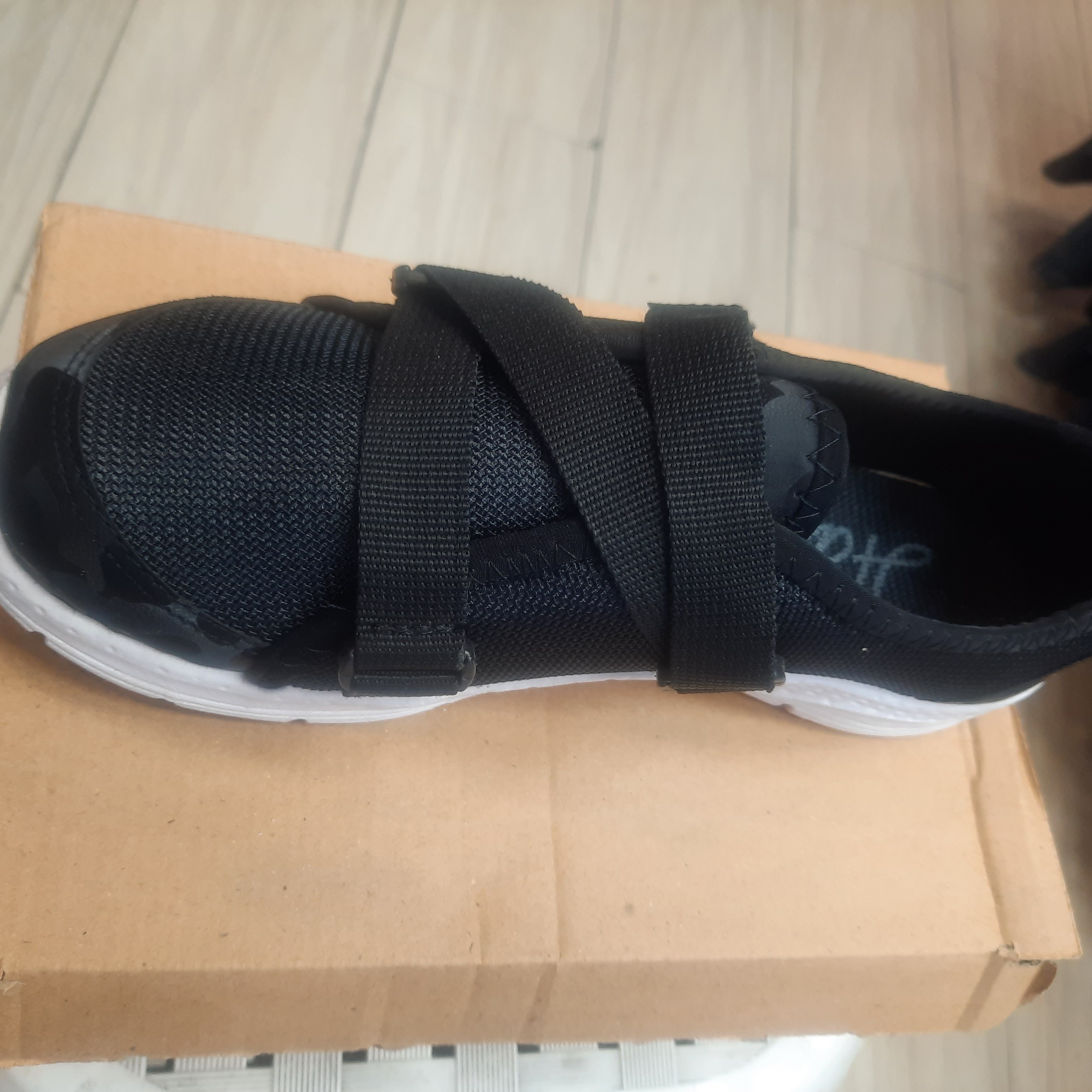 کفش راحتی  مدل بندی