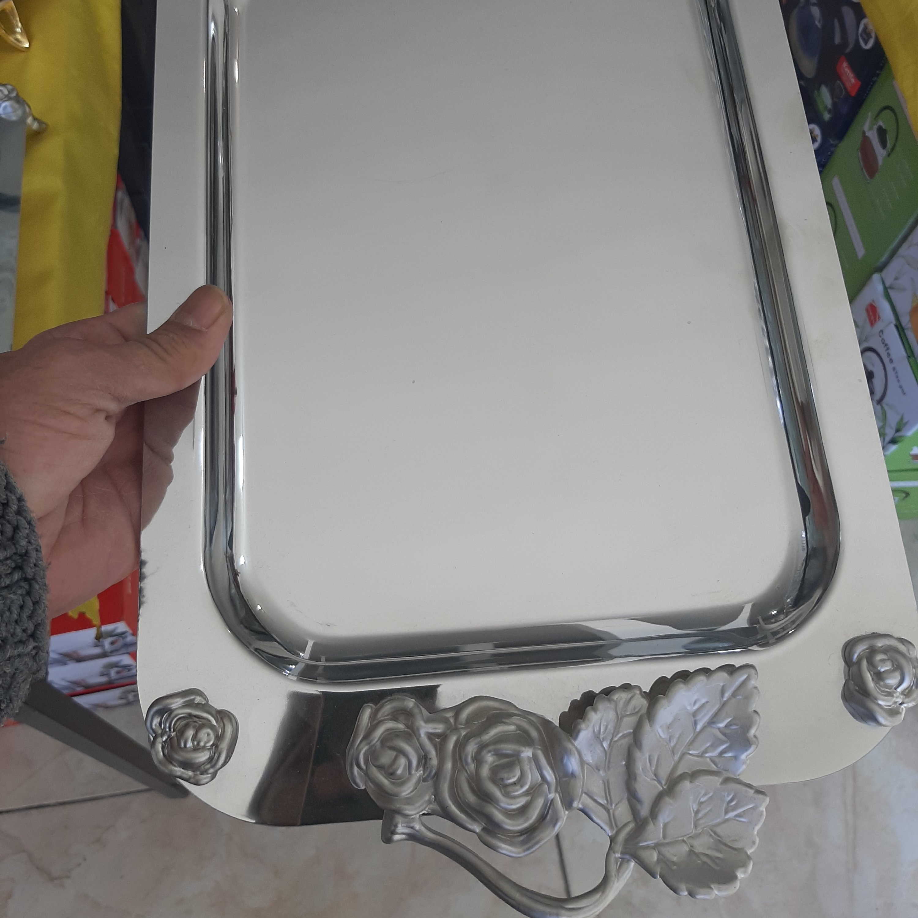 سینی استیل دسته و پایه دار نقره ای