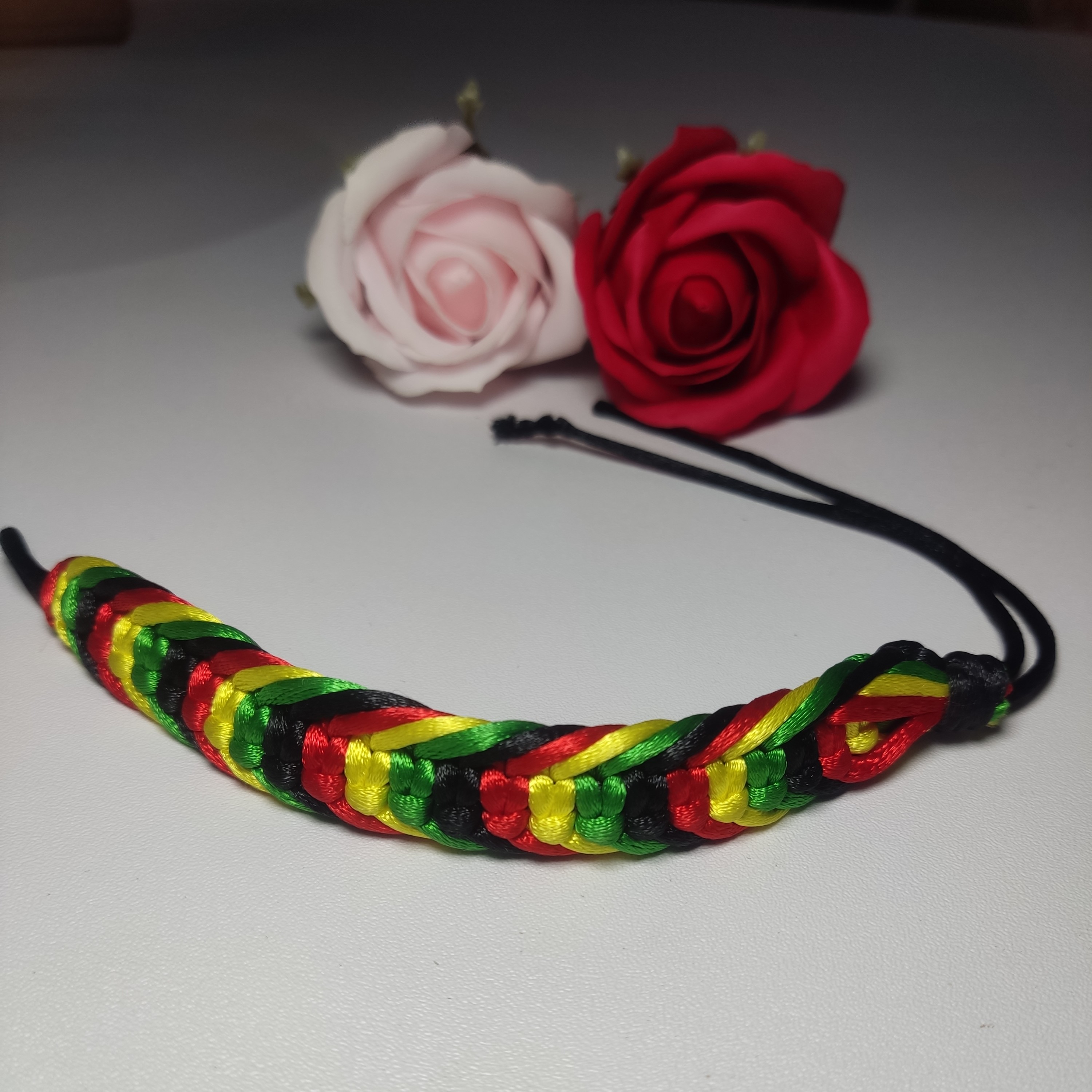 دستبند دوستی