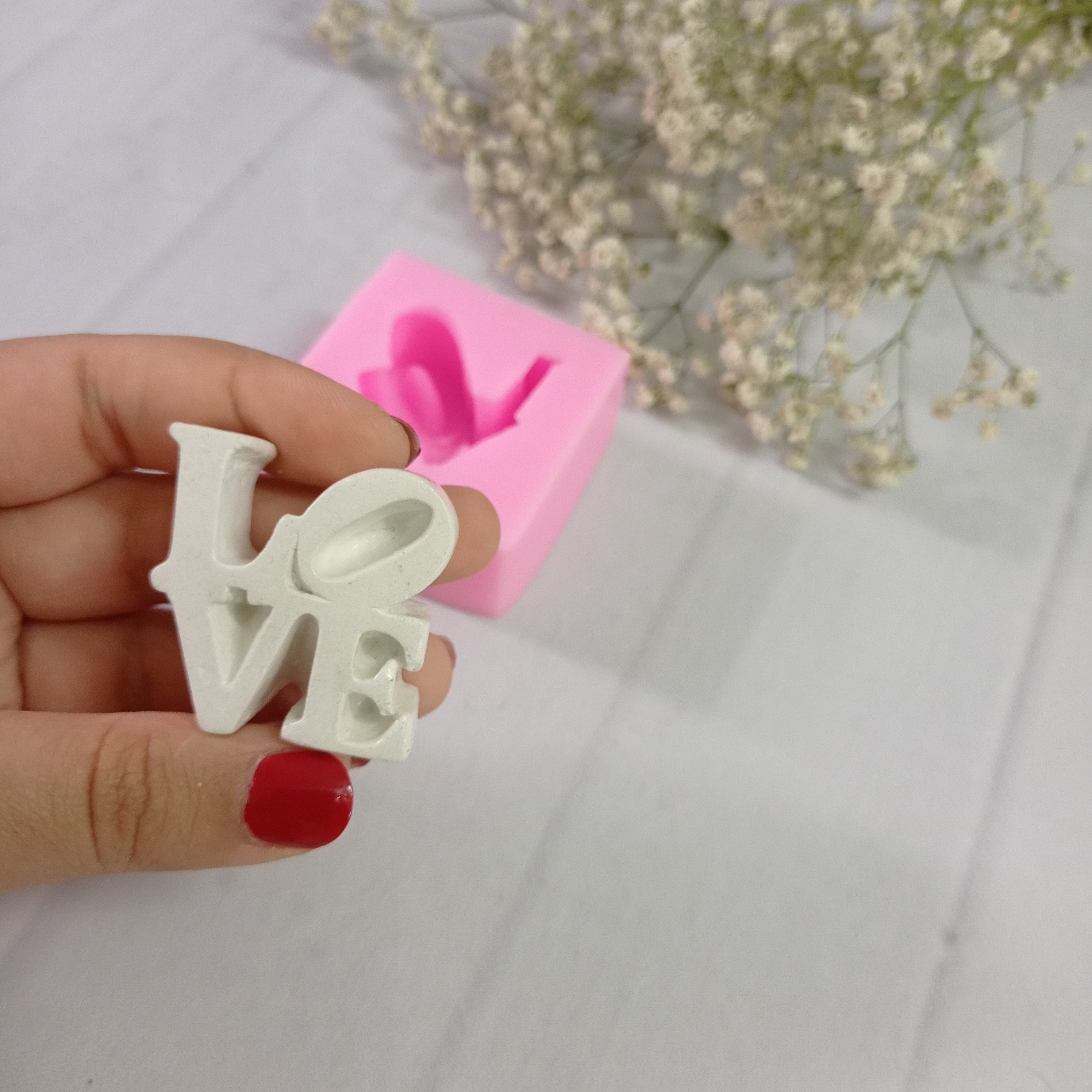 قالب سیلیکونی لاو