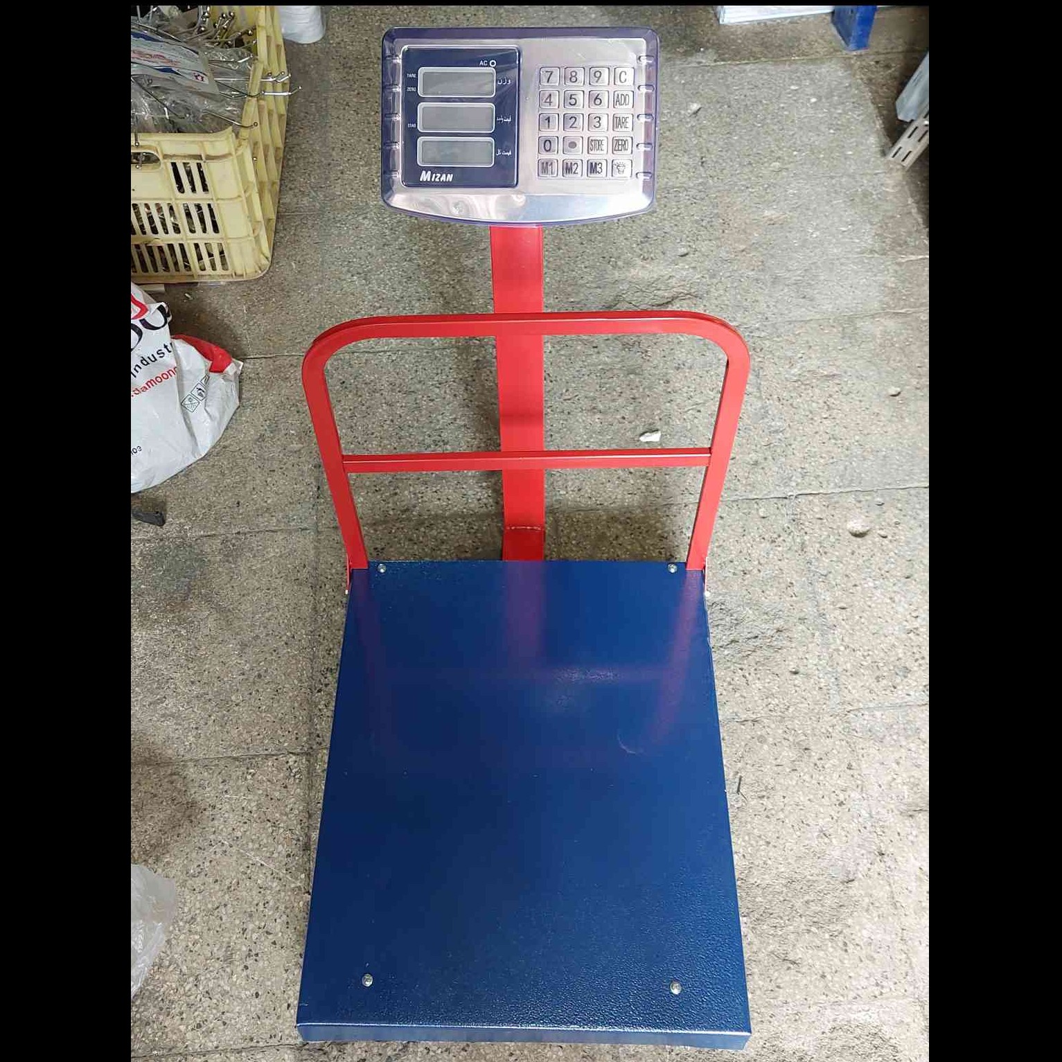 ترازو باسکول  200 کیلو(ارسال رایگان)سایز صفحه40 در 40