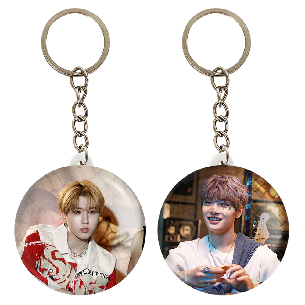 جاکلیدی خندالو مدل آی ان و هان گروه استری کیدز Stary Kids کد 1687416866 مجموعه 2 عددی