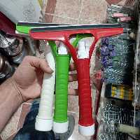 شیشه پاک کن اسپری دار