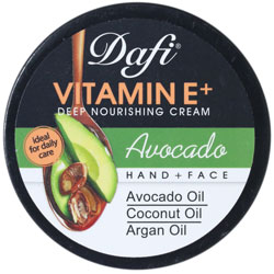 کرم نرم کننده ویتامین ای دافی