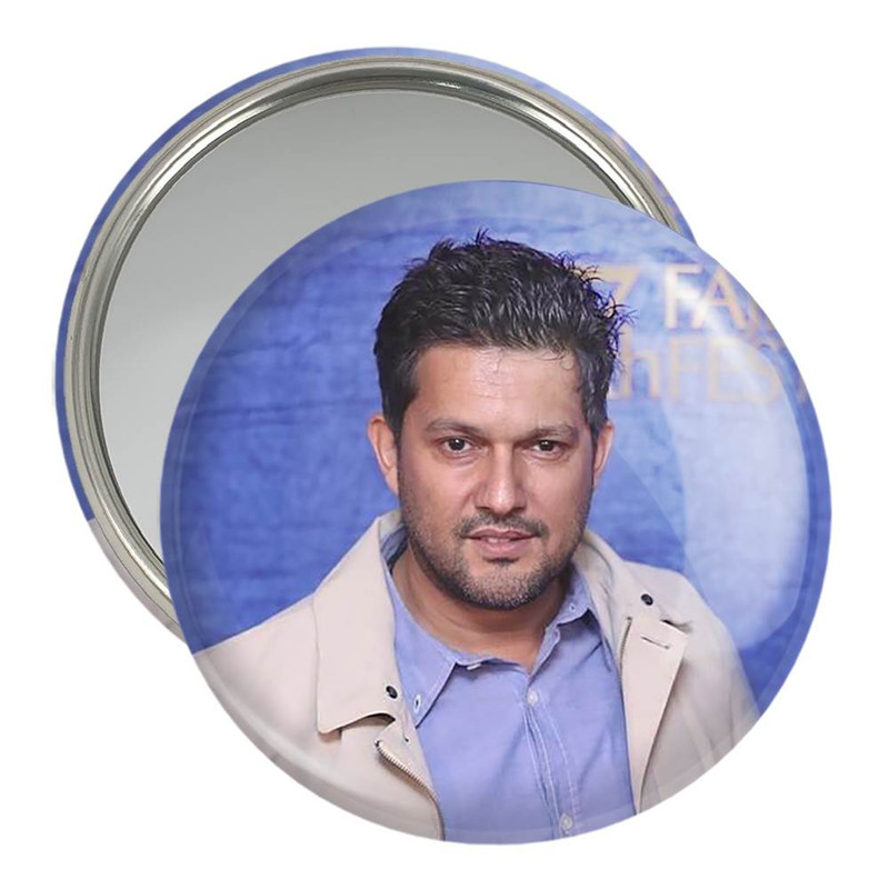 آینه جیبی خندالو مدل حامد بهداد  کد 10370
