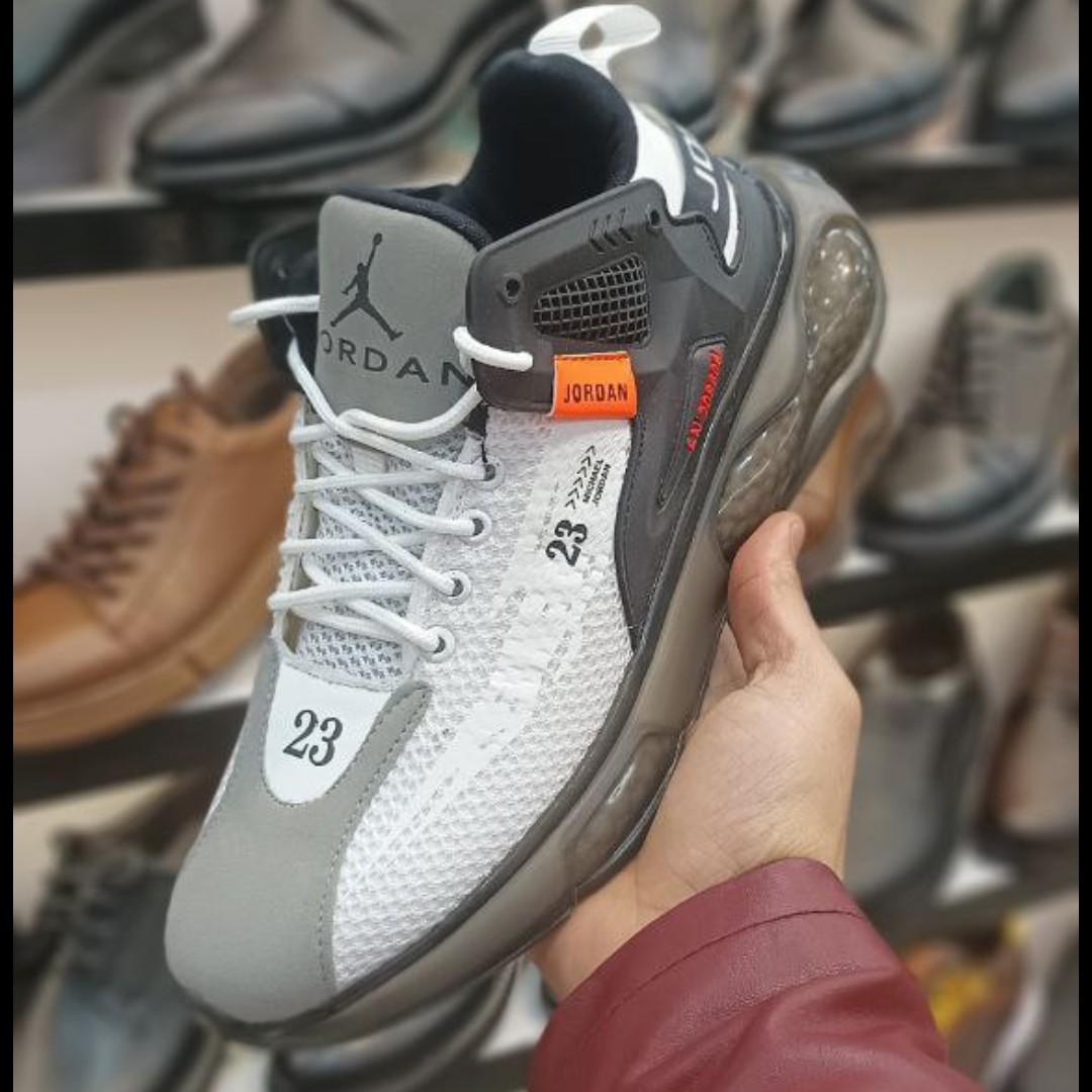 کفش کتانی اسپورت مردانه مدل جردن (بسیار شیک و بادوام)