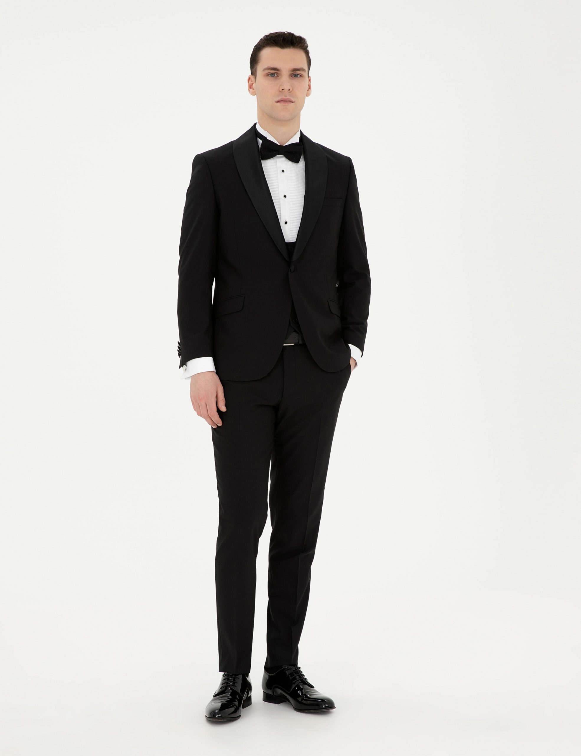 کت و شلوار مردانه مشکی پیرکاردین - فروشگاه لباس شهرمون