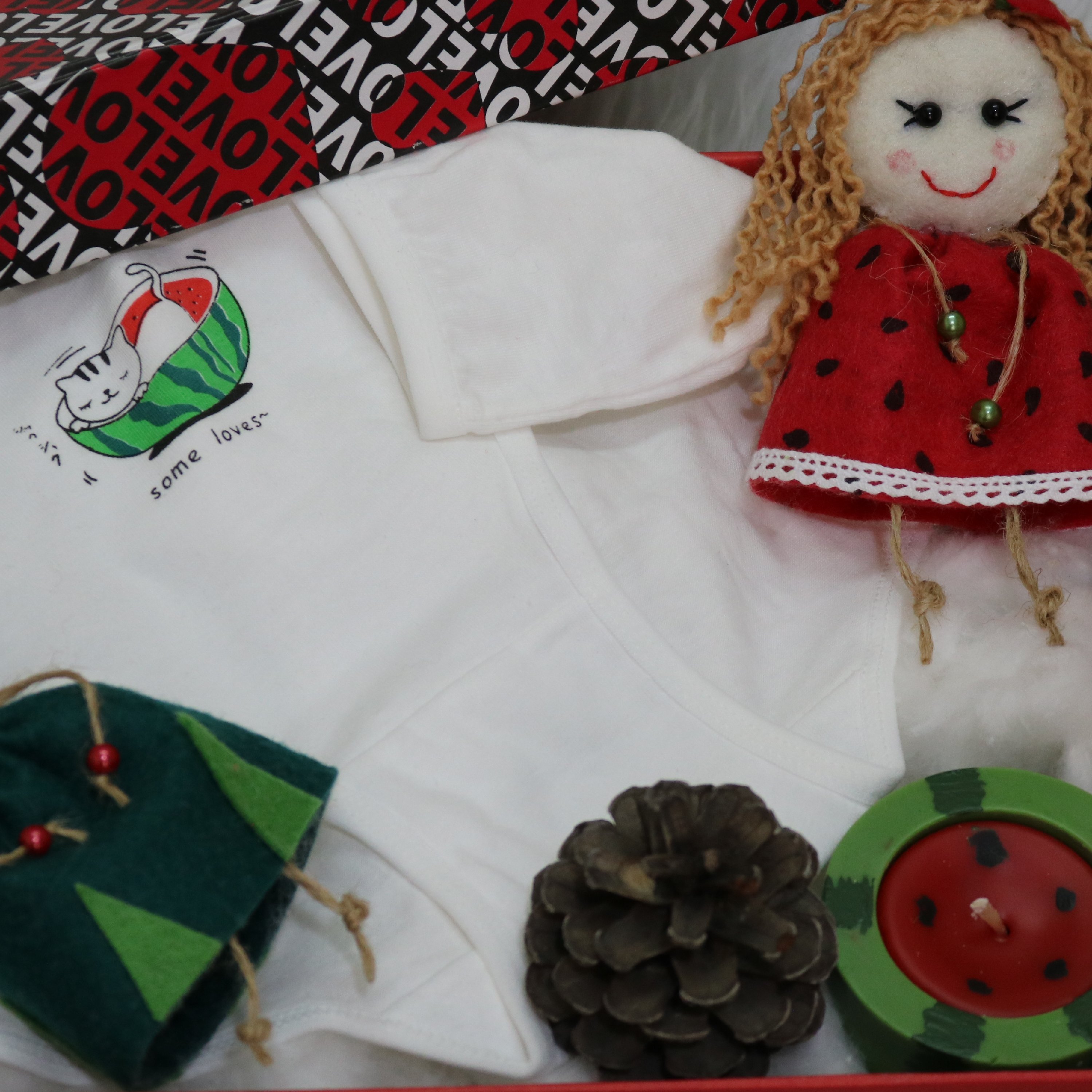 پک یلدایی (لباس زیر)